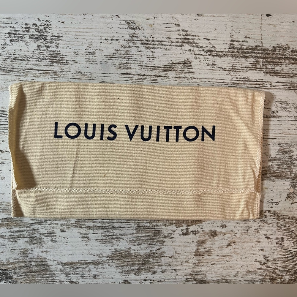Louis Vuitton dust bag 9x4 (wallet size)